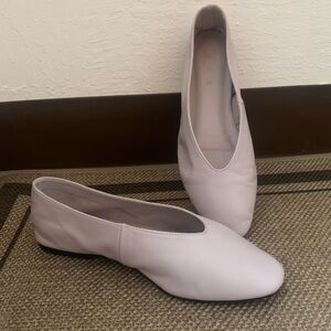 Zara very light lilac ballet flats with Minimalist design size 5
